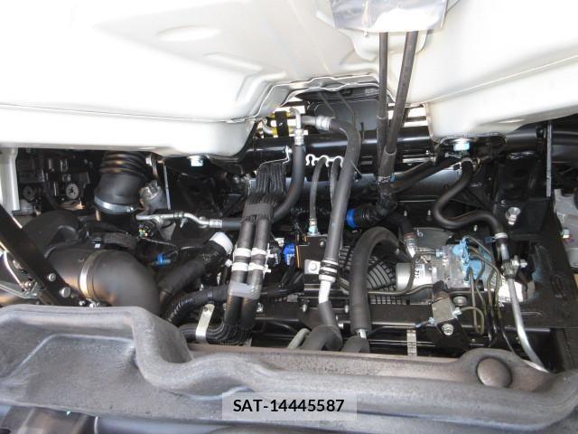 Nissan ATLAS 2026-04 7499545-25