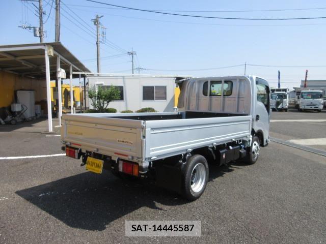 Nissan ATLAS 2026-04 7499545-3