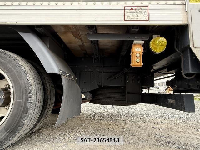 Nissan ATLAS 2019-02 7499554-10