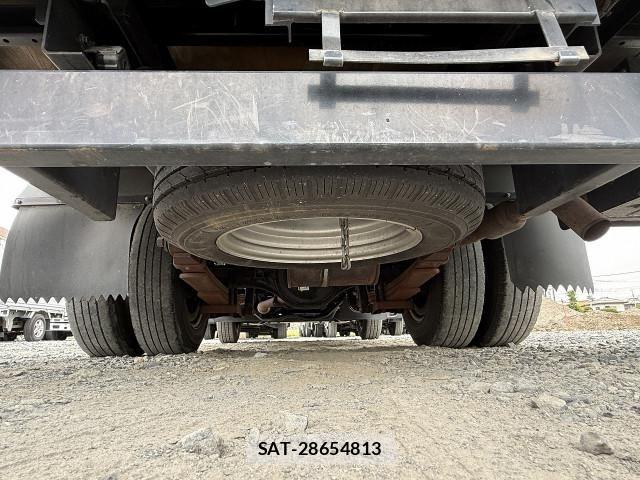 Nissan ATLAS 2019-02 7499554-11