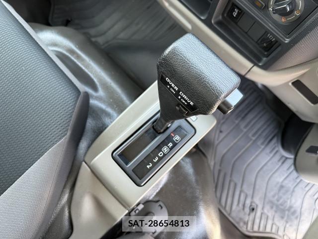 Nissan ATLAS 2019-02 7499554-18