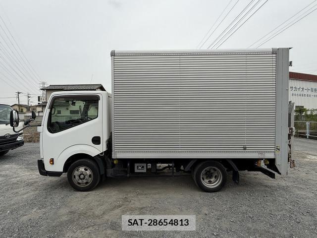 Nissan ATLAS 2019-02 7499554-2