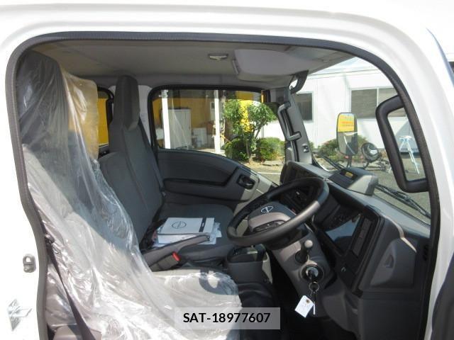 Nissan ATLAS 2026-04 7499543-12