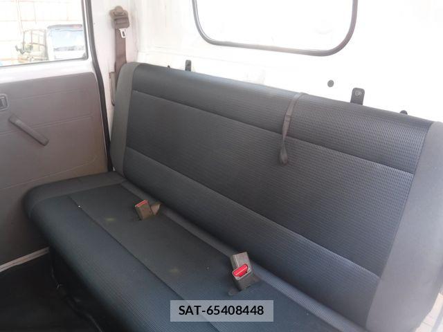 Nissan ATLAS 2013-03 7499552-13