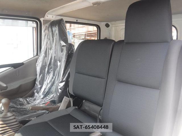 Nissan ATLAS 2013-03 7499552-22