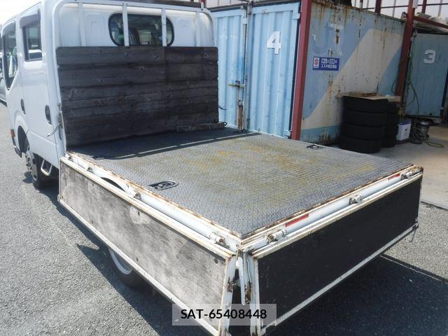 Nissan ATLAS 2013-03 7499552-4