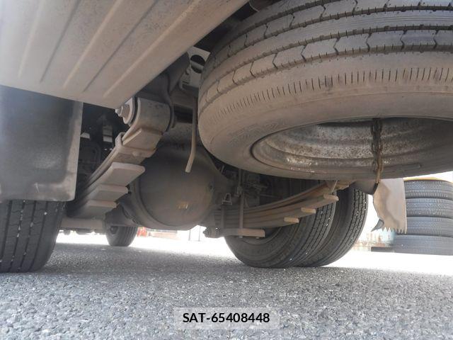 Nissan ATLAS 2013-03 7499552-8