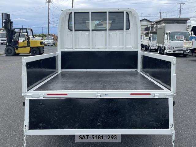 Nissan ATLAS 2020-12 7499549-10
