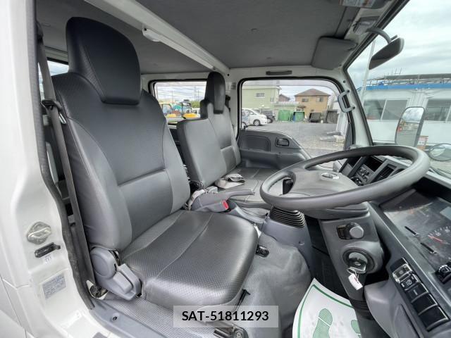 Nissan ATLAS 2020-12 7499549-17