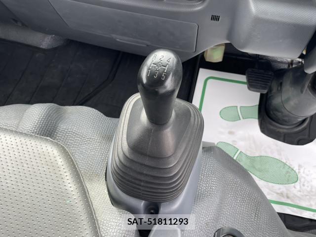 Nissan ATLAS 2020-12 7499549-24