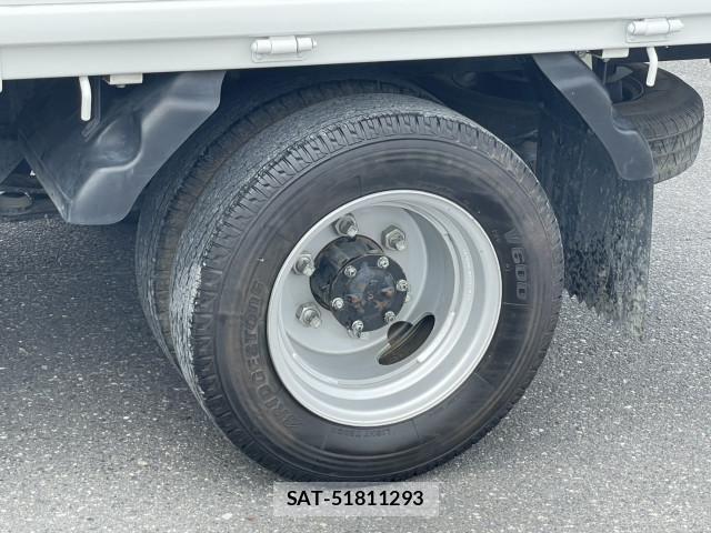 Nissan ATLAS 2020-12 7499549-6