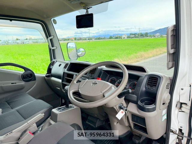 Nissan ATLAS 2014-10 7615021-13
