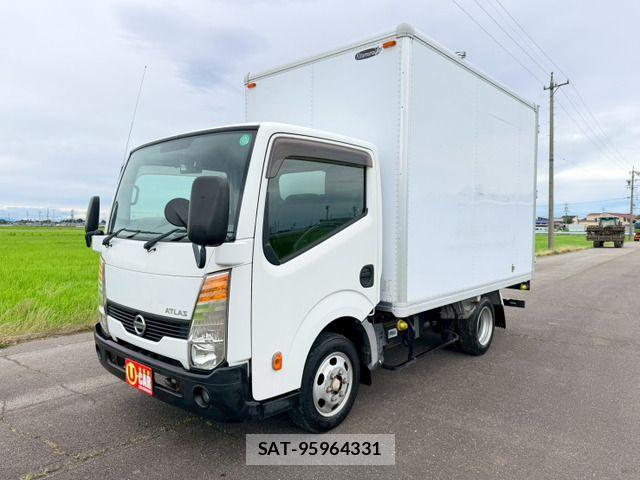 Nissan ATLAS 2014-10 7615021-2