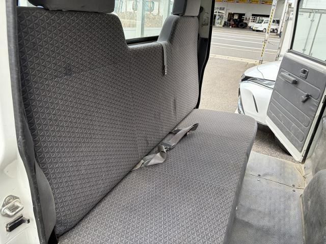 Nissan ATLAS 2021-02 7606784-17