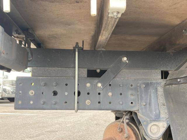Nissan ATLAS 2015-03 7606779-12
