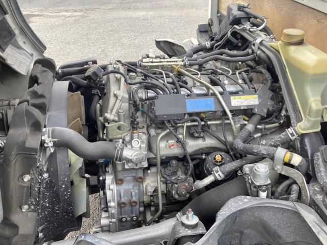 Nissan ATLAS 2015-03 7606779-14