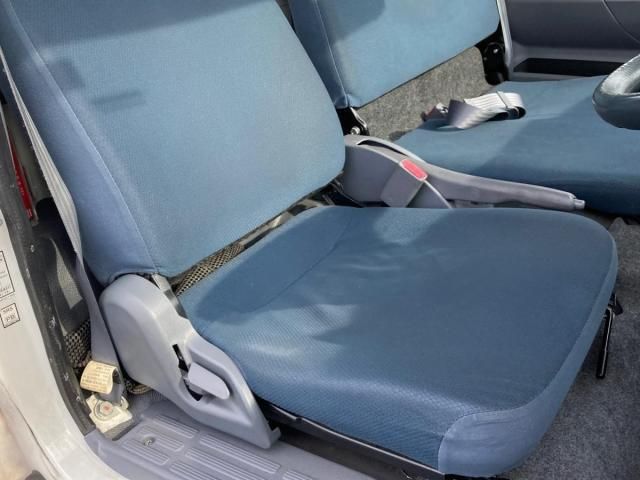 Nissan ATLAS 2015-03 7606779-16