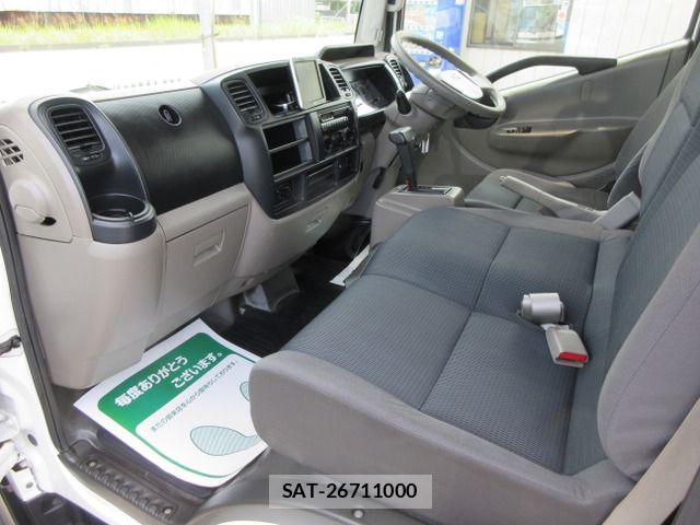 Nissan ATLAS 2014-02 7720857-11
