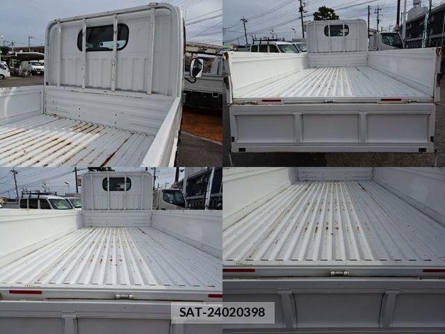 Nissan ATLAS 2018-08 7720852-4