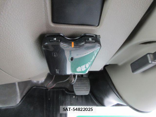 Nissan ATLAS 2015-03 7720858-16