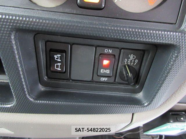 Nissan ATLAS 2015-03 7720858-17