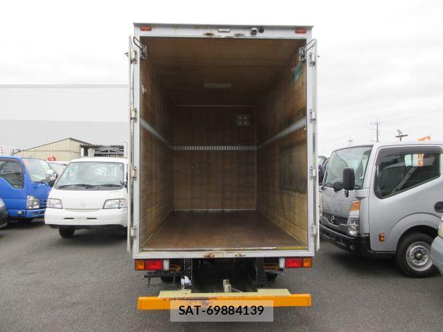Nissan ATLAS 2015-10 7720853-19