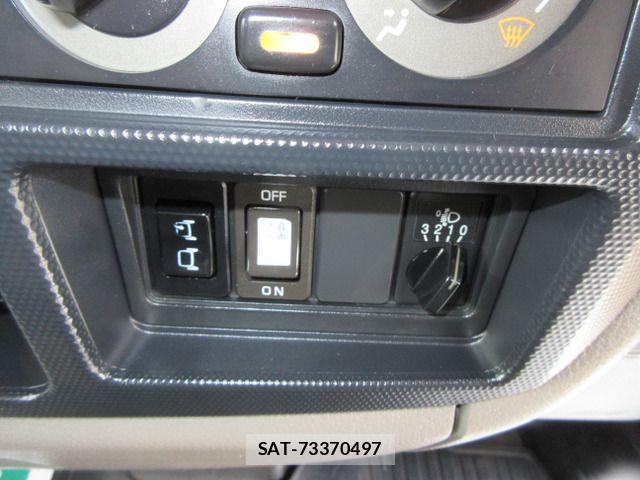 Nissan ATLAS 2014-02 7720855-15