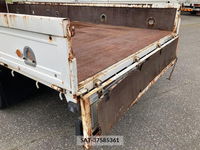 Nissan ATLAS 2008-01 7782631-10