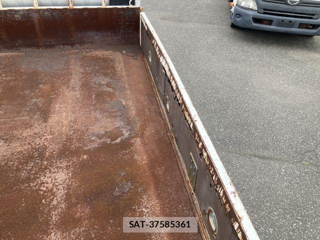 Nissan ATLAS 2008-01 7782631-11
