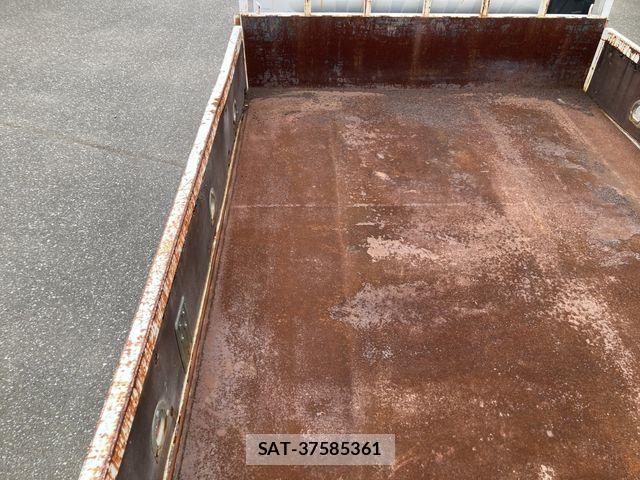 Nissan ATLAS 2008-01 7782631-12