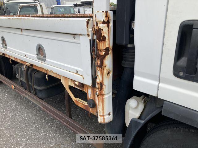 Nissan ATLAS 2008-01 7782631-18
