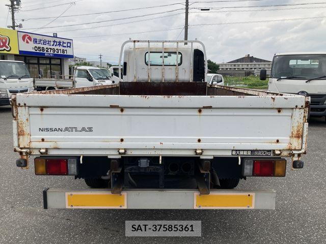 Nissan ATLAS 2008-01 7782631-22