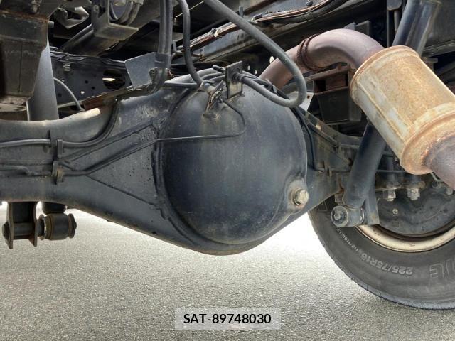 Nissan ATLAS 2004-08 7782634-15