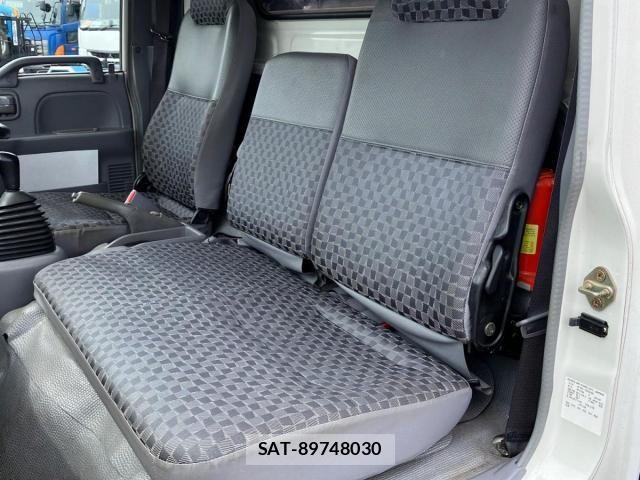 Nissan ATLAS 2004-08 7782634-20
