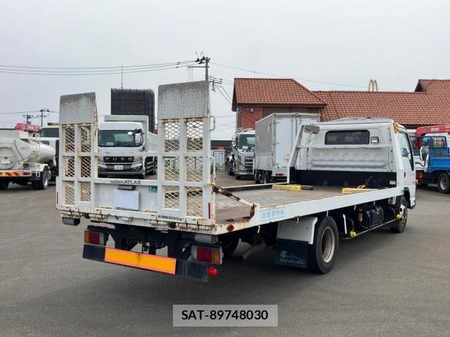 Nissan ATLAS 2004-08 7782634-2
