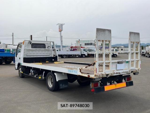 Nissan ATLAS 2004-08 7782634-3
