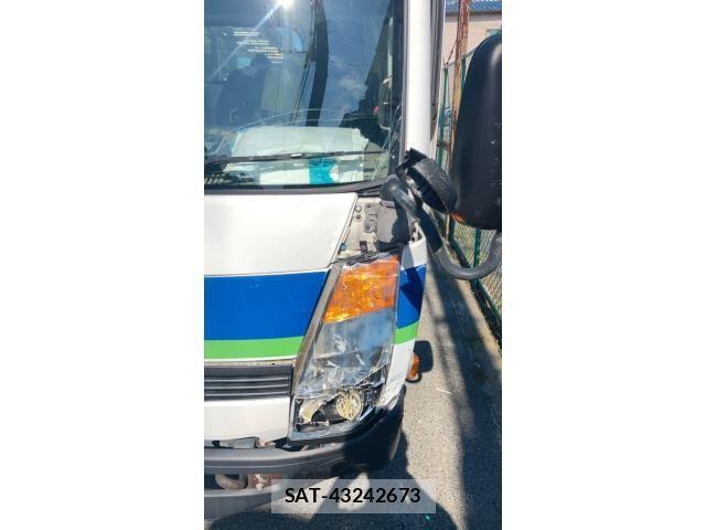 Nissan ATLAS 2015-12 7782629-3