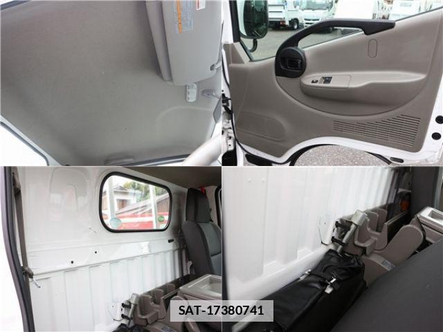 Nissan ATLAS 2020-07 7782633-9