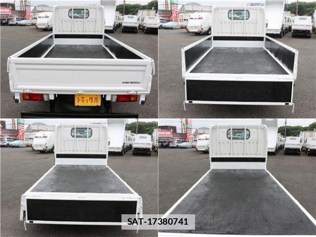 Nissan ATLAS 2020-07 7782633-4