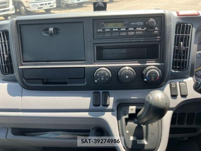 Nissan ATLAS 2013-10 7782632-19