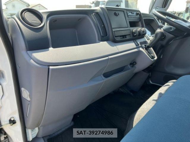 Nissan ATLAS 2013-10 7782632-26