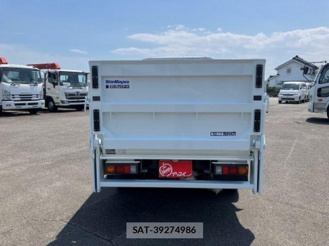 Nissan ATLAS 2013-10 7782632-3