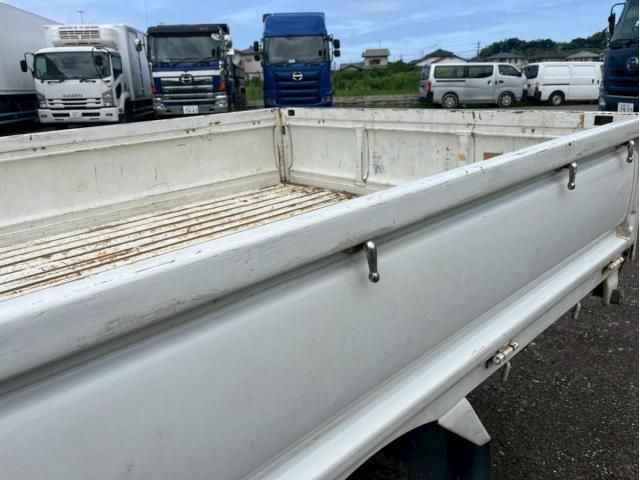 Nissan ATLAS 2000-01 7864620-19