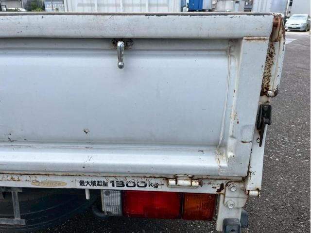 Nissan ATLAS 2000-01 7864620-23