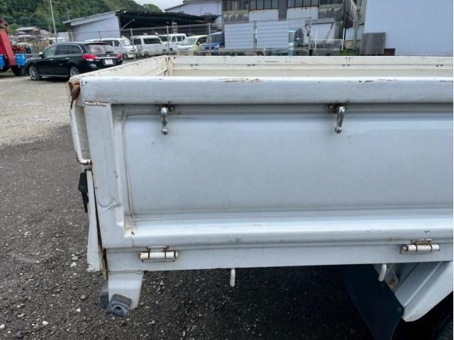 Nissan ATLAS 2000-01 7864620-24
