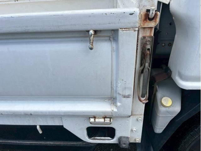 Nissan ATLAS 2000-01 7864620-27