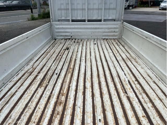 Nissan ATLAS 2000-01 7864620-29