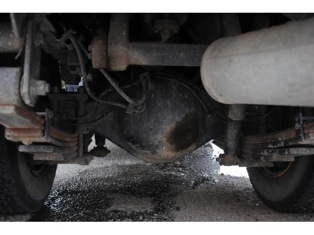 Nissan ATLAS 2004-01 7864619-13