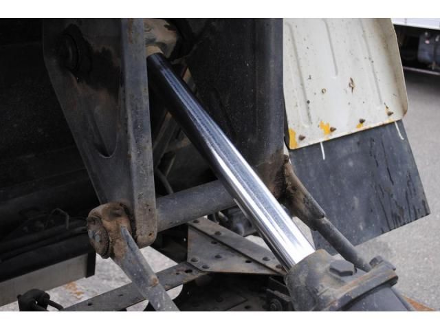 Nissan ATLAS 2004-01 7864619-19