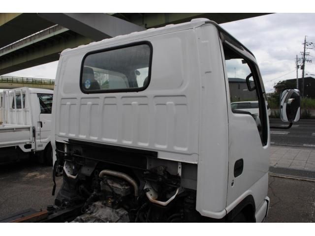 Nissan ATLAS 2004-01 7864619-26